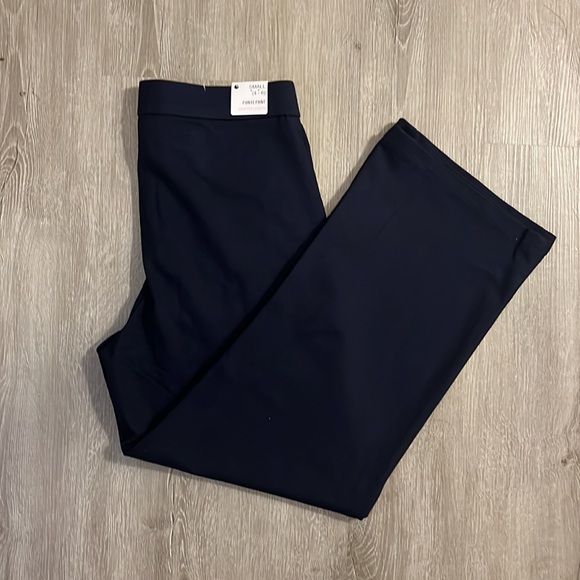 NWT Gloria Vanderbilt Ladies Straight Leg Ponte Pant, size small, 4-6 - Picture 6 of 7